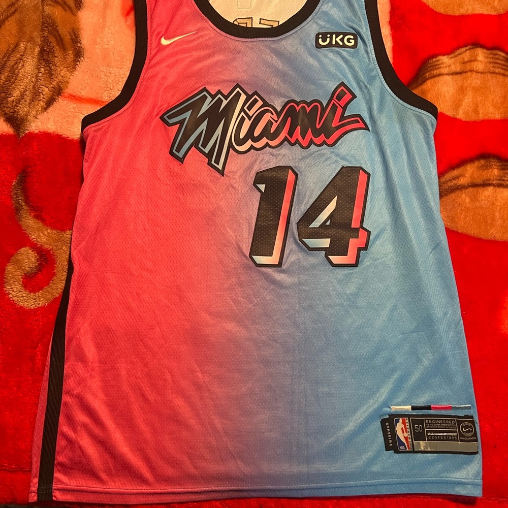 Tyler hero miami heat jersey